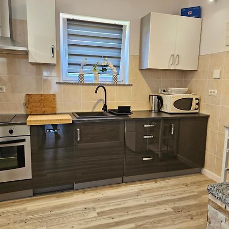Apartmani M&L Medulin Buitenkant foto