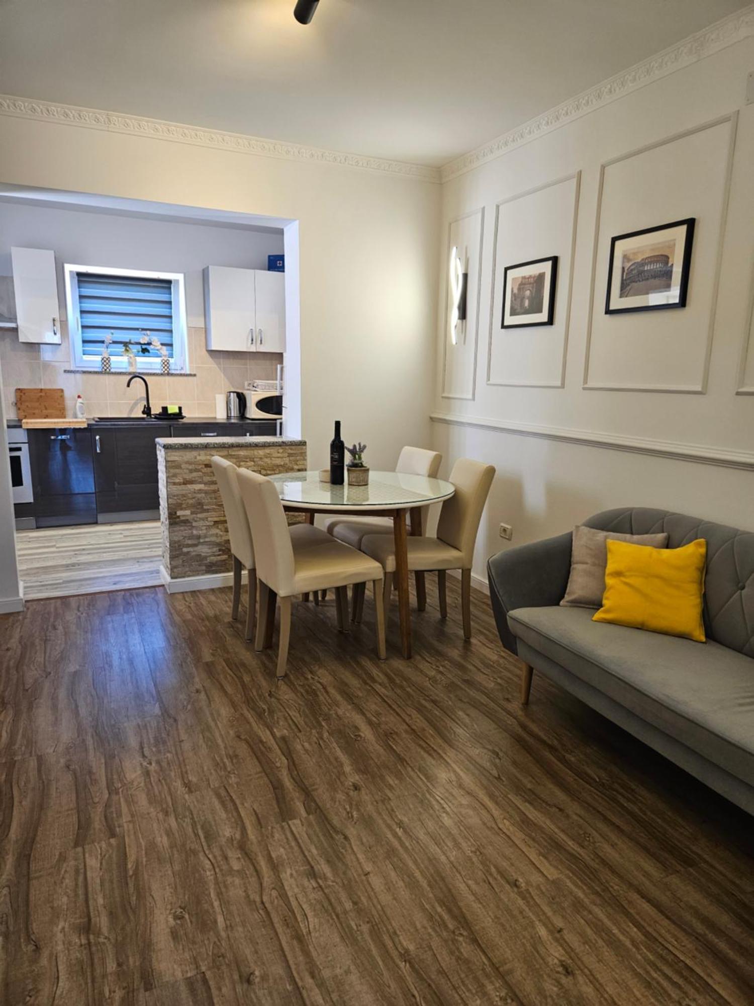 Apartmani M&L Medulin Buitenkant foto