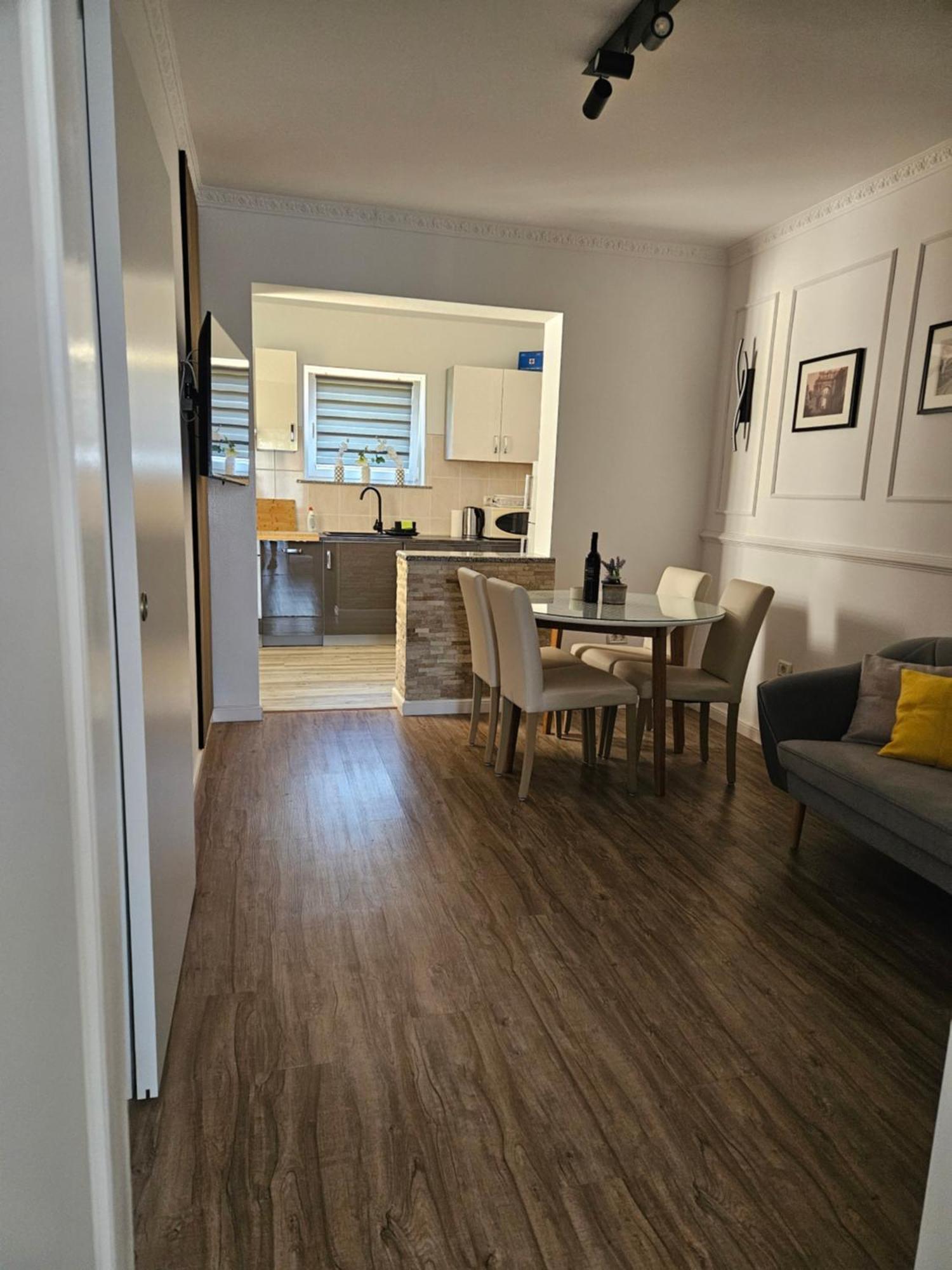 Apartmani M&L Medulin Buitenkant foto